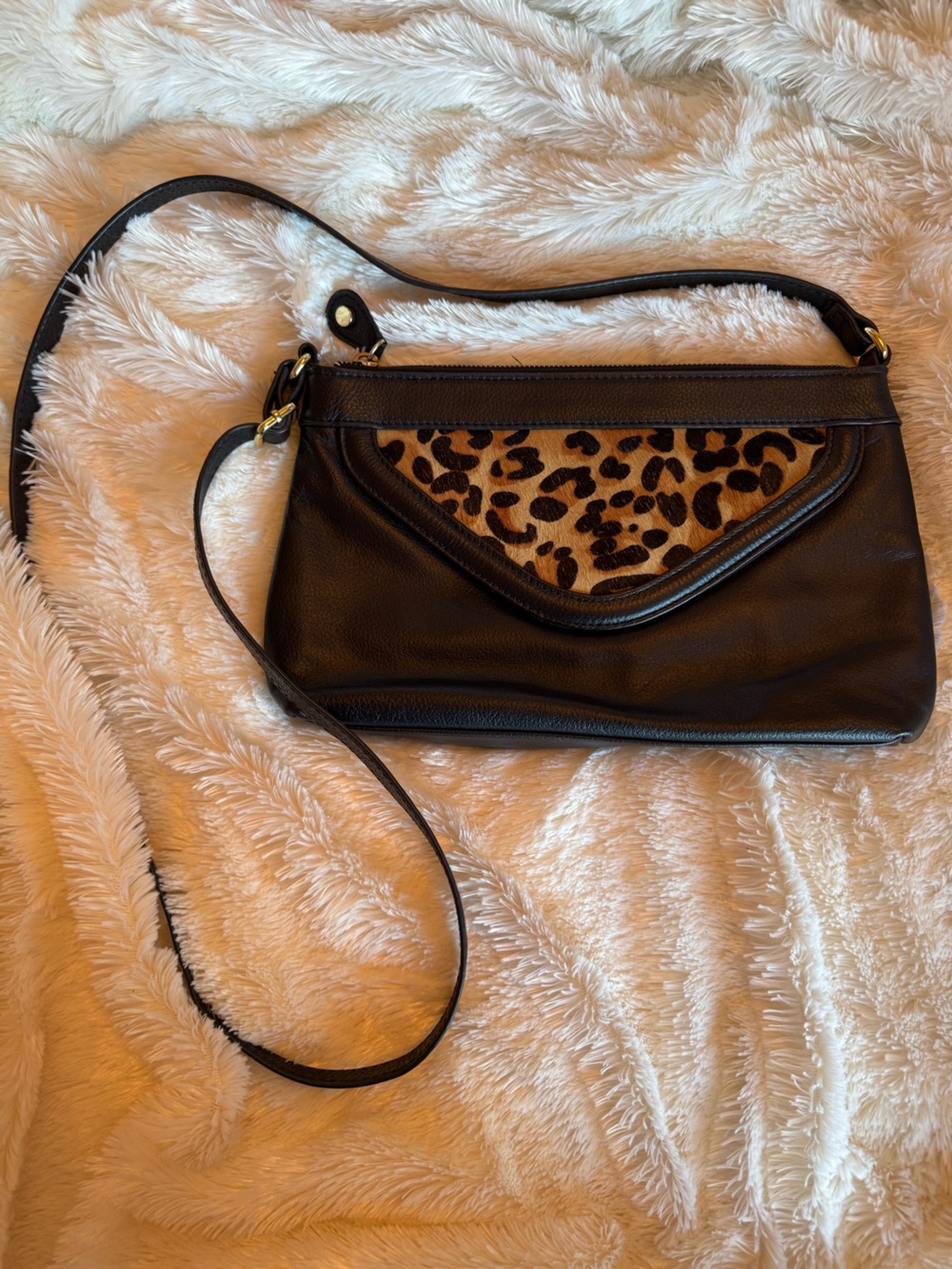 Source Unknown Black Crossbody with Leopard Panel